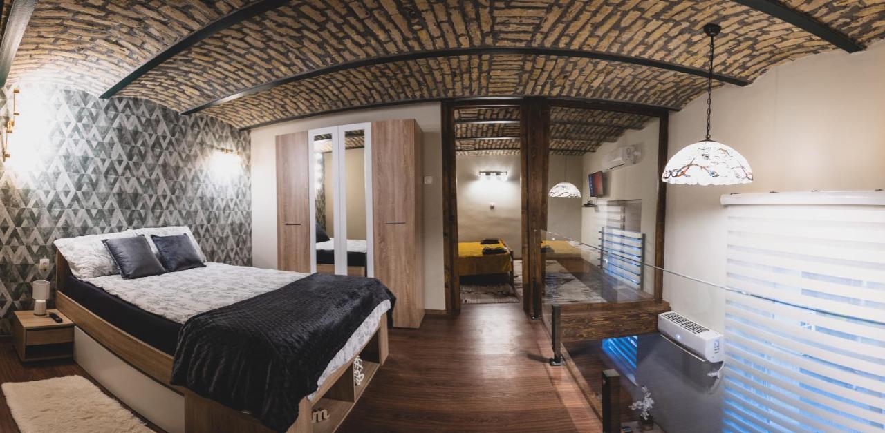 Museum Apartment Суботица Экстерьер фото