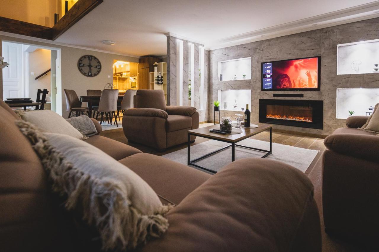 Museum Apartment Суботица Экстерьер фото